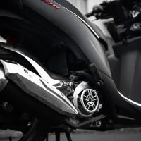 Đổ kiểu ốp xi inox - carbon cho xe vision  2014 đen 2019