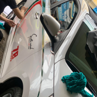 Decal nhôm xước đen thật chất Huynhdai Accent