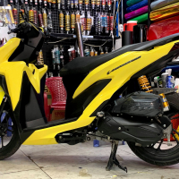 Wrap trùm đổi màu vàng chanh cho vario xinh tươi