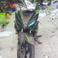 Tem trùm xe Exciter 135 đen xám xanh.