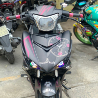 TEM ĐẸP EXCITER 150   chỉ hồng đen nhám