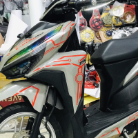 TEM trùm vario - click 150 xám xi măng