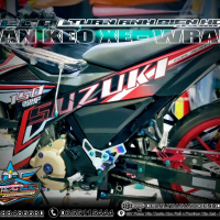 TEM SATRIA  150 suzuki trắng đỏ đen