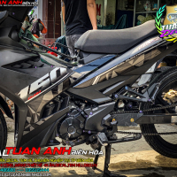 TEM  RỜI EXCITER 150 ĐEN BẠC CANDY