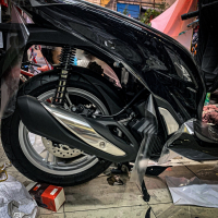 Dán Keo Trong  Bảo Vệ nước sơn zin khỏi  TRầy Xước. với  keo cao cấp siêu bong
