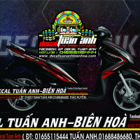 TEM TRUM LUVIAS đỏ đen chỉ trắng