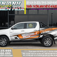 Tem xe toyota HIlux  - 01