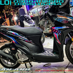 tem-honda-vario-150-7-mau-cuc-chat