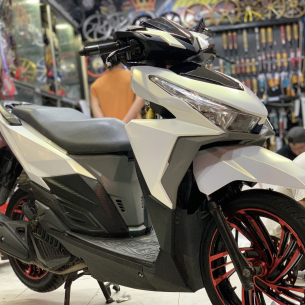 wrap-dan-doi-mau-trang-ngoc-trai-xe-vario
