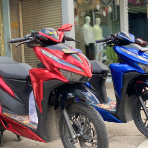 wrap-doi-mau-cho-vario-crom-cao-cap-do-sieu-bong-va-nhom-cao-cap-anh-kim-blue-cuc-dep