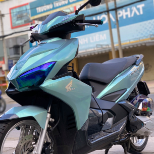 decal-cao-cap-doc-la-cho-airblade-2018