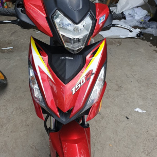 tem-xe-winner-150-vang-do