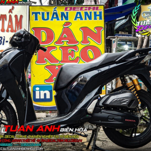 dan-doi-mau-ngoc-trai-den-sieu-bong-cho-sh-2019