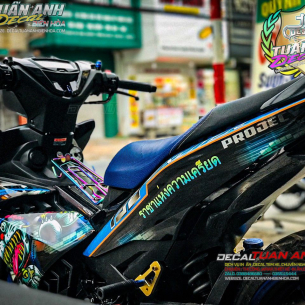 decal-tem-exciter-150-doremon-3d-xanh-den-zombie
