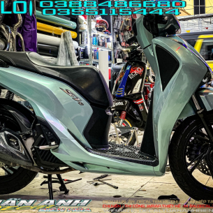 honda-sh-150-2019-dan-doi-mau-xanh-lo-sieu-bong-cuc-mat-mat