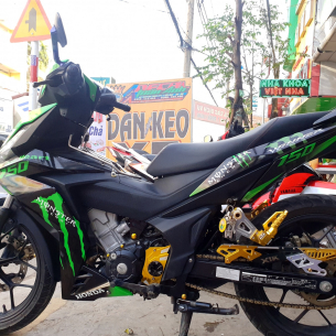 tem-xe-winner-xanh-den