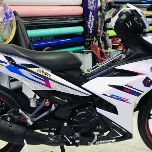 tem-dep-exciter-150-chuyen-mau