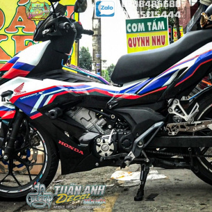 tem-trum-winner-x-den-trang-xanh-phien-ban-zin-che-lai