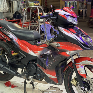 tem-yamaha-exciter-150-lien-minh-huyen-thoai-trang-do