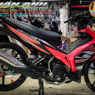 tem-exciter-2010-den-hong-cuc-chat