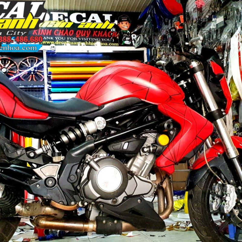 Tem xe  Benelli Tnt 300