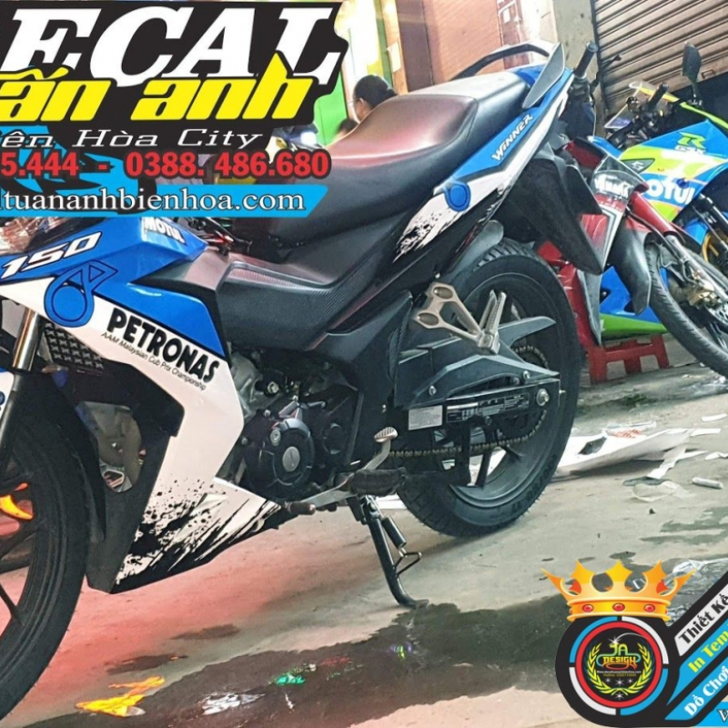 TEM XE WINNER 150 THIẾT KẾ PETRONAS CANDY XANH TRẮNG