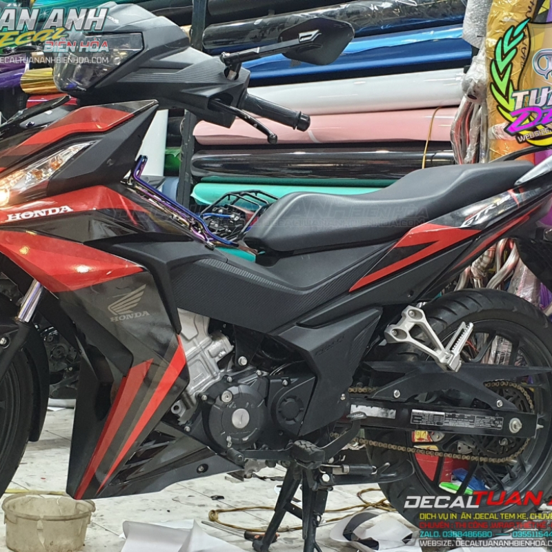 TEM WINNER ĐỎ ĐEN  ĐƠN GIẢN