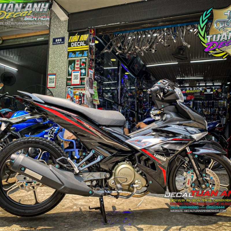 TEM RỜI CROM YAMAHA EXCITER  150 MX ĐỎ ĐEN BẠC