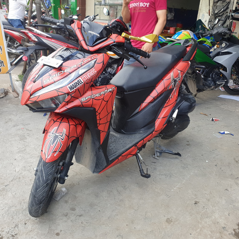 Tem trùm xe Vario spider man cực độc.