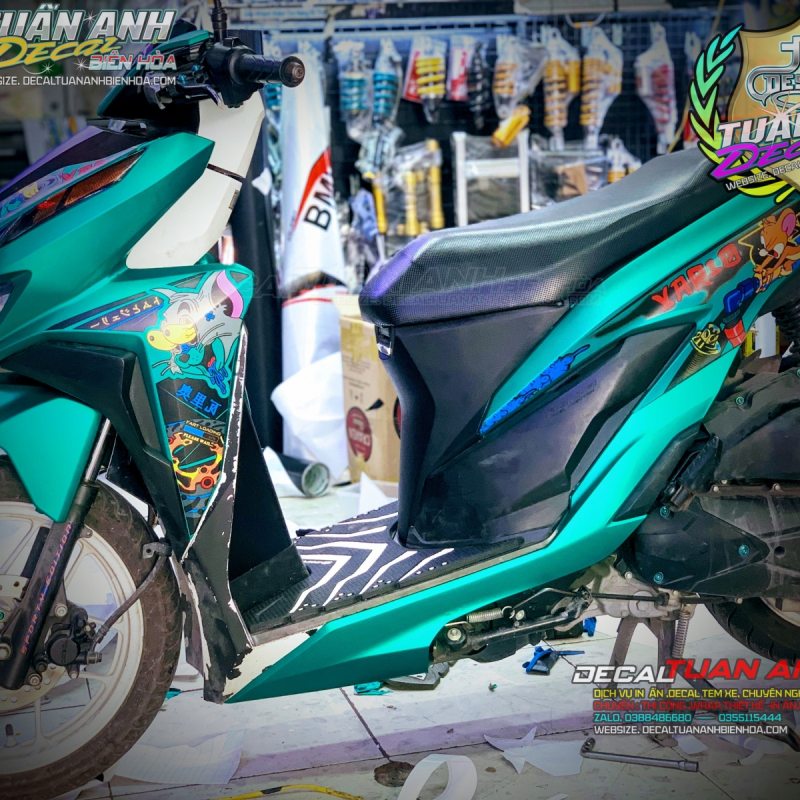 tem honda vario 150 tom and jery xanh nhôm nhám