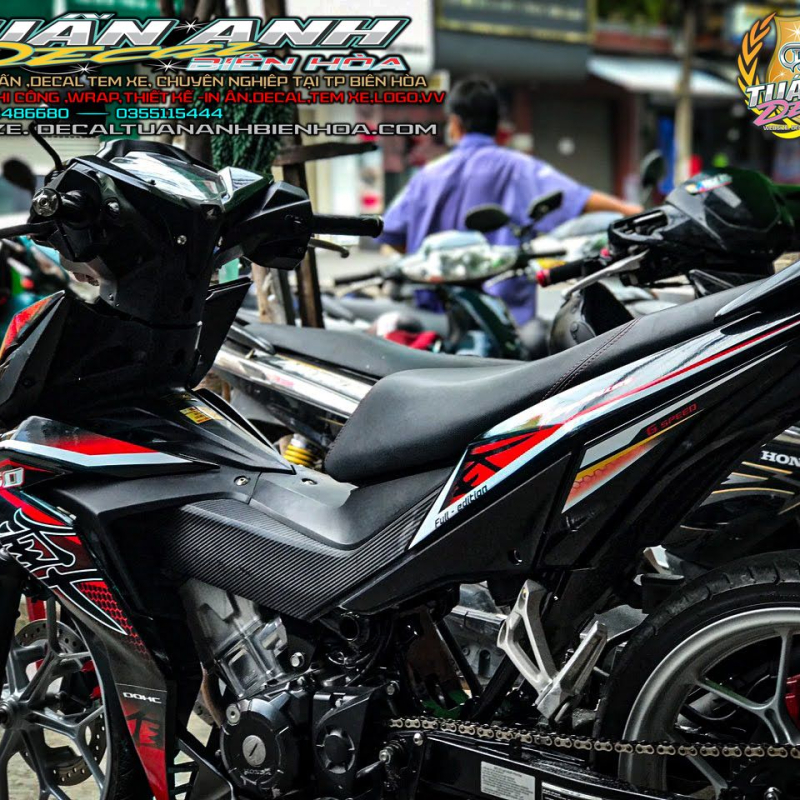 Tem Winner Đỏ đen Hayabusa Rời