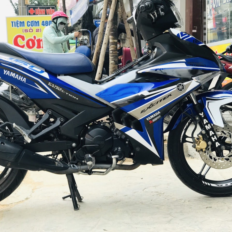 TEM ĐẸP EXCITER 150 trắng xanh gp ánh kim